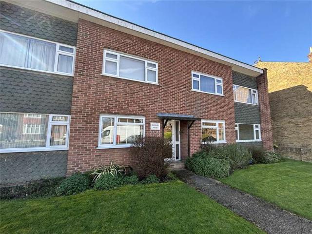 Flat for sale in Knowle Green, Lower Halliford