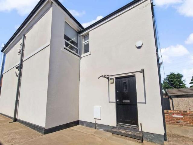 Flat for rent in Kirkhams, Bury