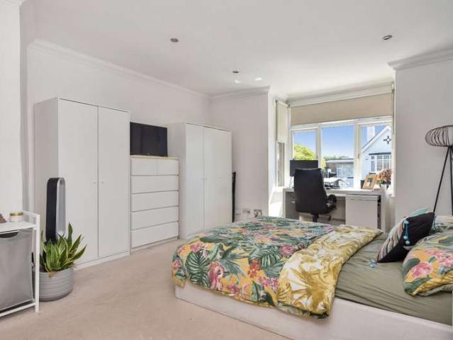Flat for sale in North Shoebury, Alton Barnes