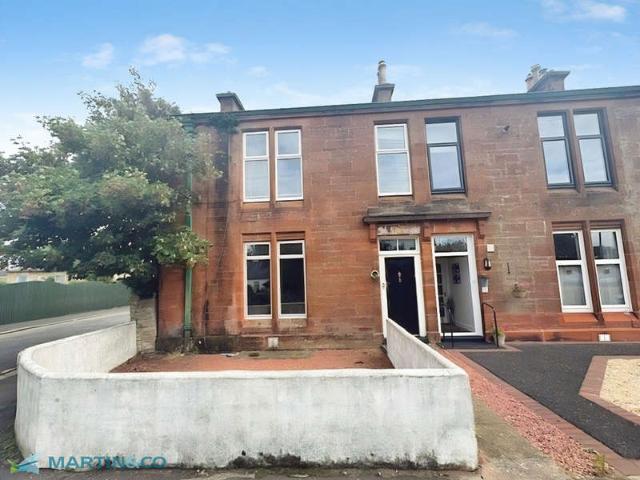 Flat for sale in Prestwick, Scotland