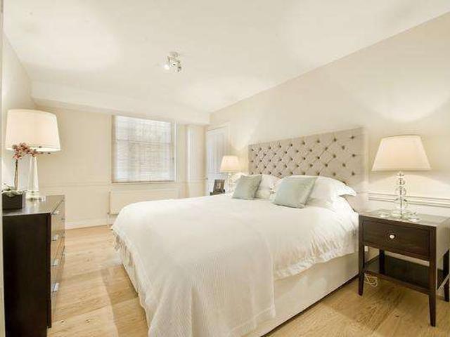 Flat for sale in Mayfair, Mayfair Flat for sale in Mayfair, Mayfair