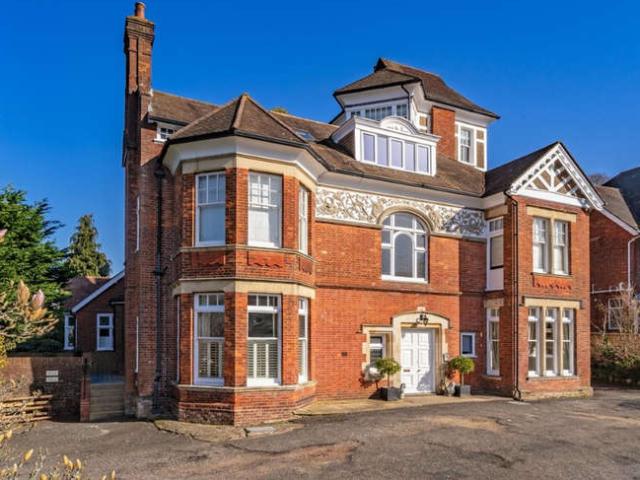 Flat for sale in St James, Sandown Park