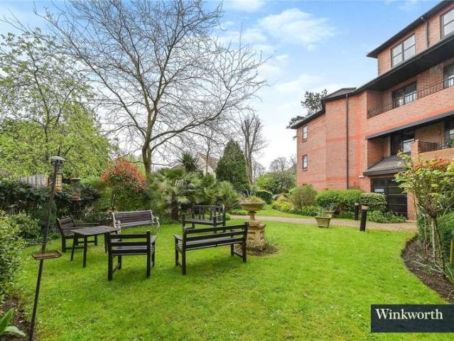 Flat for sale in Kenton, Greater London