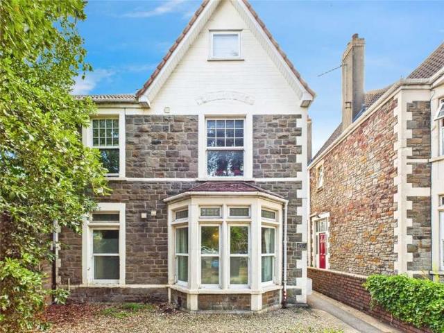 Flat for sale in Feckenham, City Of Bristol