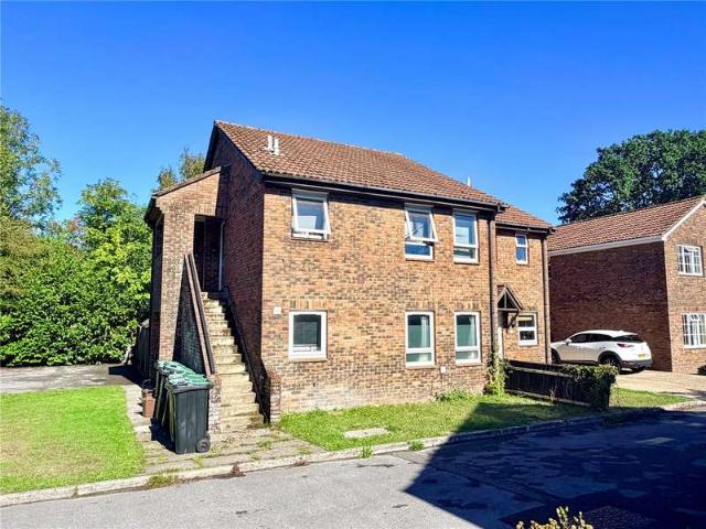 Flat for sale in Walhampton, Ashurst Bridge