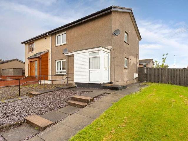 Flat for sale in Cowdenbeath, Scotland