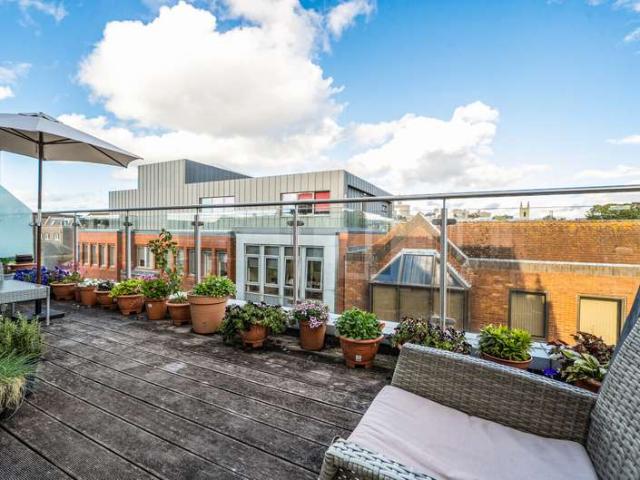 Flat for sale in Clewer Village, Windsor