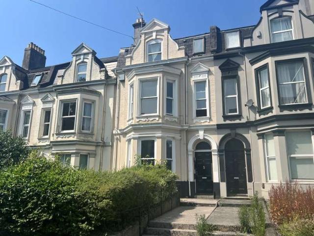 Flat for sale in Greenbank, Mount Wise