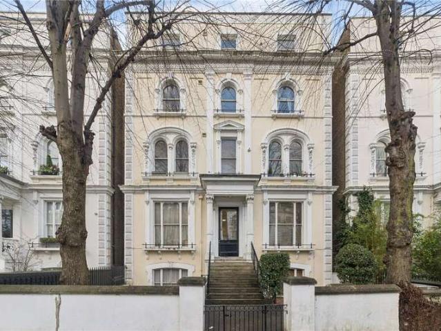 Flat for sale in Notting Hill, Greater London