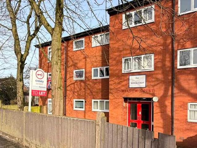 Flat for rent in Abbotsfield, St Helens