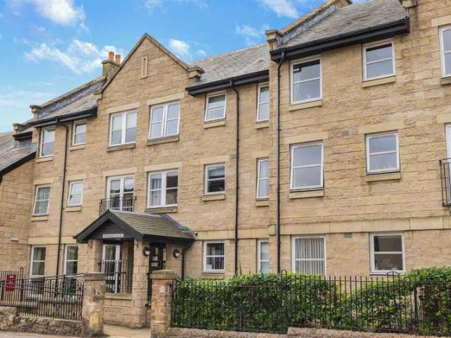 Flat for sale in Maxton, Scotland