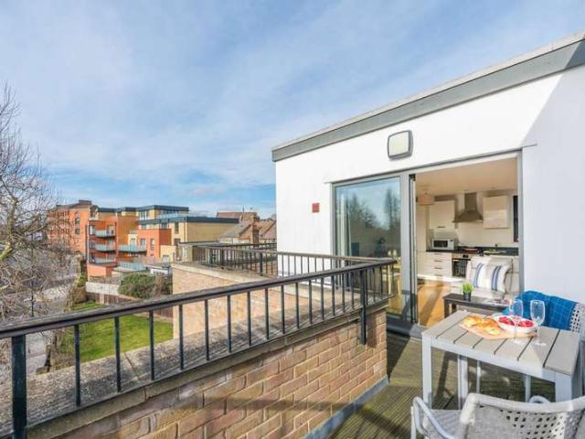 Flat for rent in Kensal Green, North Kensington