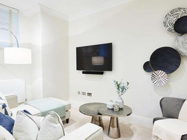 Flat for rent in Hammersmith, Greater London