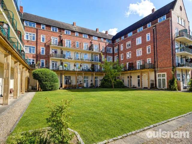 Flat for sale in Witton, Wychavon