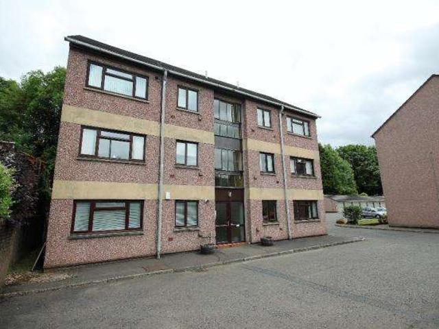 Flat for rent in Milngavie, Scotland