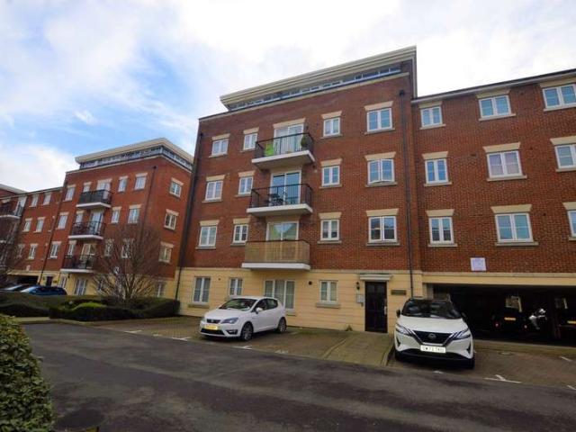 Flat for sale in Golden Valley, Gloucestershire