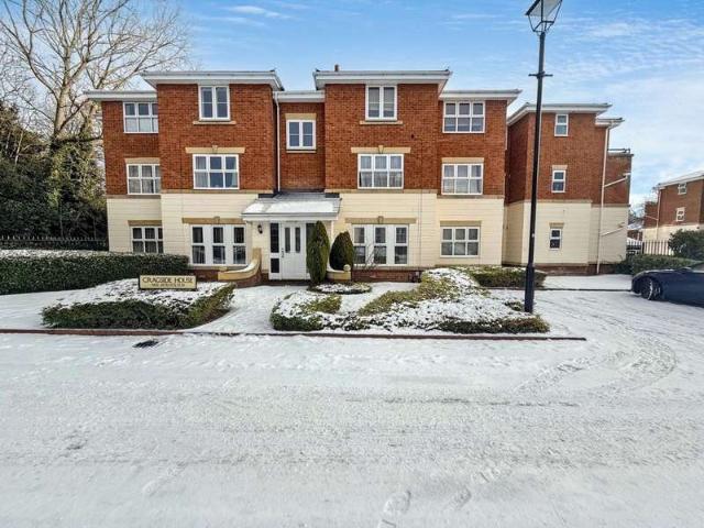 Flat for sale in Forest Hall, Tyne And Wear