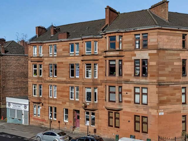 Flat for sale in Eastpark, Maryhill