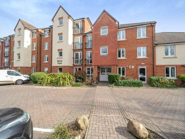 Flat for sale in Chichester, Littlecote