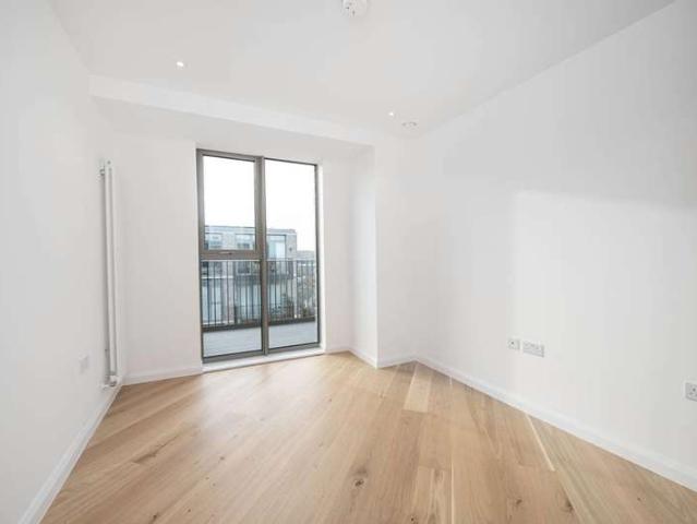 Flat for sale in Harringay, Harringay