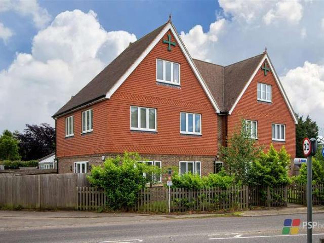 Flat for sale in Ansty, Perryfields
