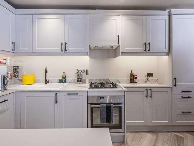 Flat for sale in South Kensington, South Kensington