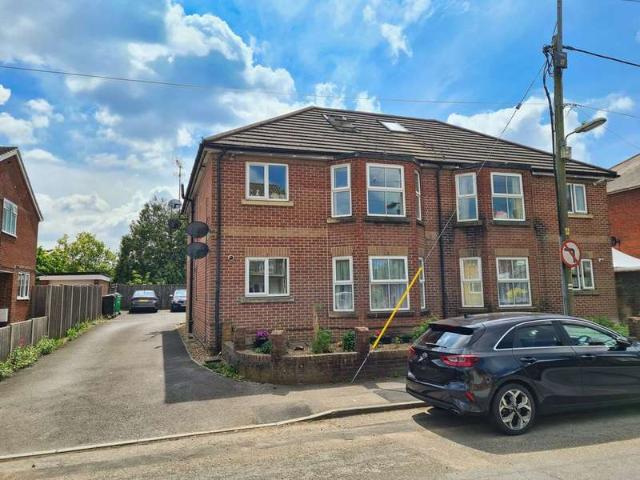 Flat for sale in Totton and Eling, Ashurst Bridge