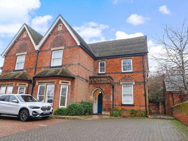 Flat for sale in Old Town, Shephall