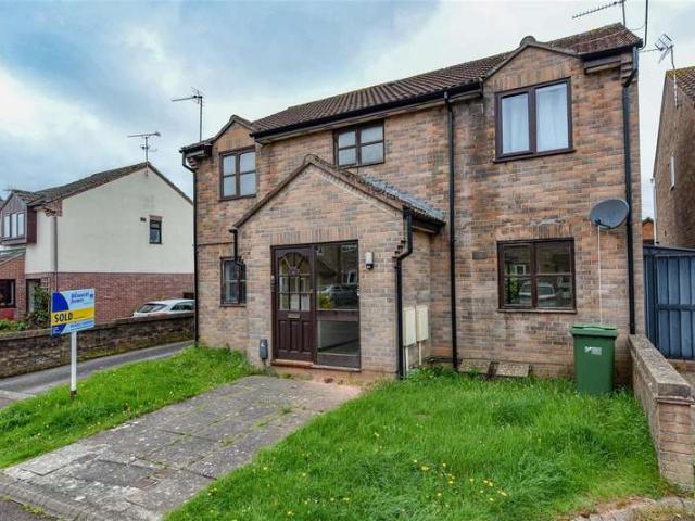 Flat for sale in Ham, School House