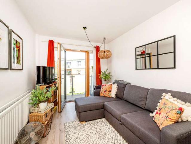 Flat for sale in College Park, Greater London