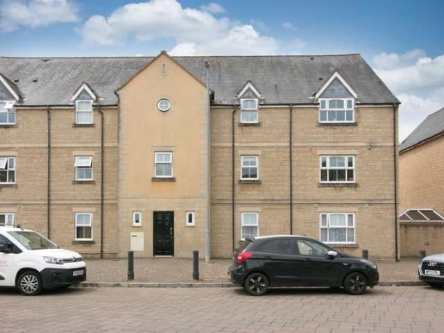 Flat for sale in Corsham