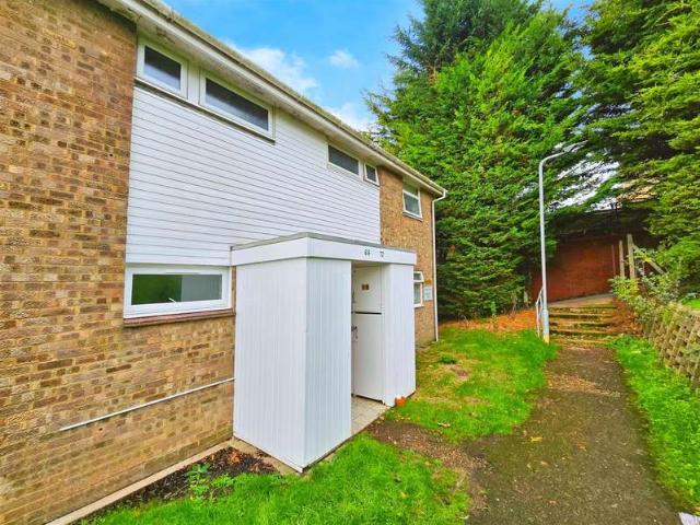 Flat for sale in Crow Hill, Irthlingborough