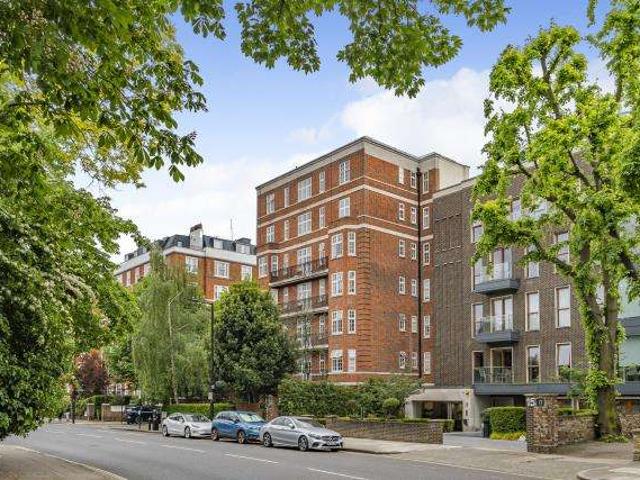 Flat for sale in St. John's Wood, Greater London