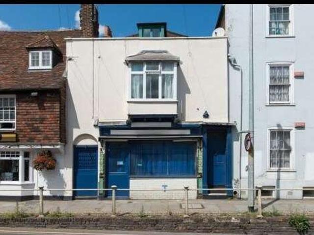 Flat for rent in Wincheap, The Bridge