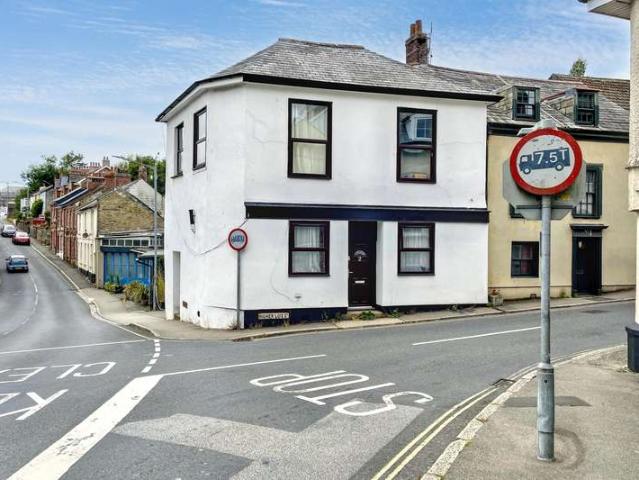 Flat for sale in Lamellion, Cornwall