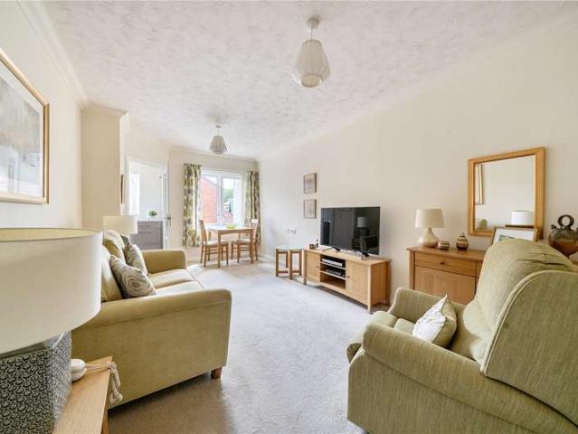 Flat for sale in Enborne, West Berkshire