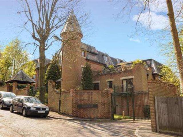 Flat for rent in St. Peter the Great County, St Peters