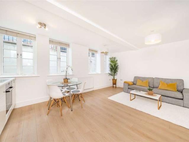 Flat for sale in Spitalfields, Whitechapel