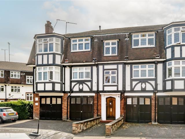 Apartment for rent in Snaresbrook, Greater London