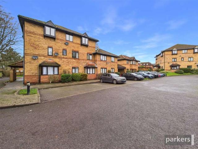 Flat for sale in Twyford