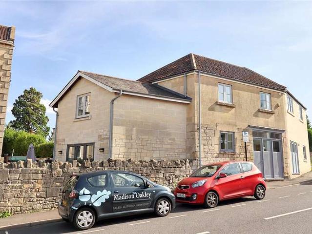 Flat for sale in Oldfield Park, Bath