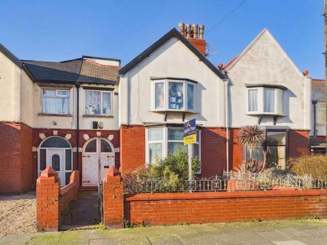 Flat for sale in Squires Gate