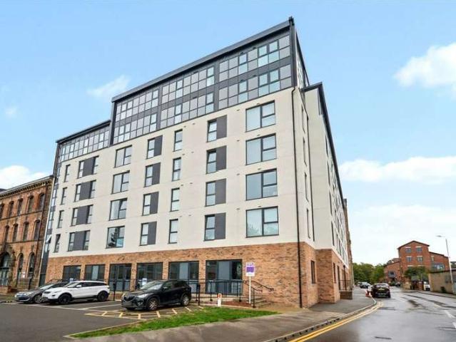 Flat for sale in Hunslet, West Yorkshire