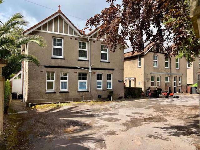 Flat for sale in Ellacombe, Babbacombe