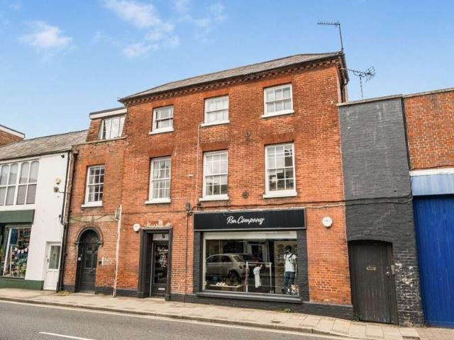 Flat for sale in Chichester, Littlecote