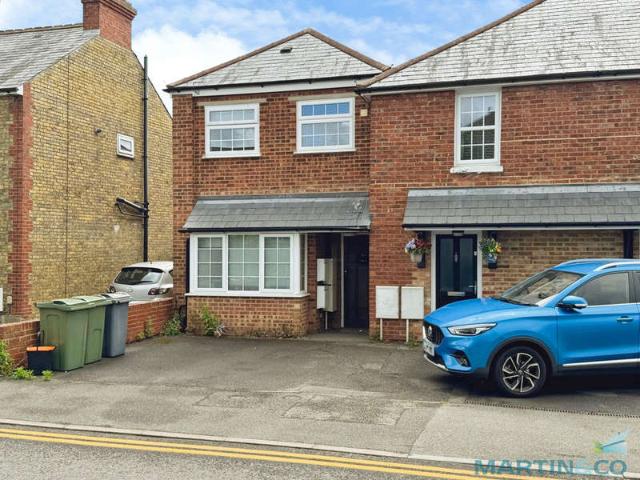 Flat for rent in Willesborough, Bridgefield