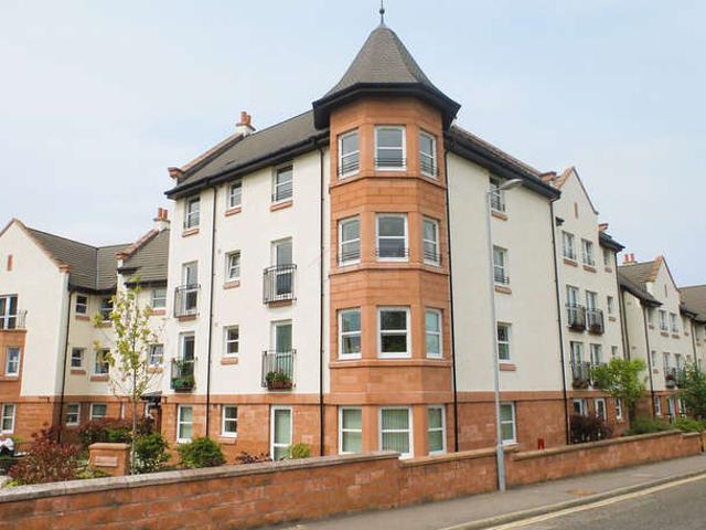 Flat for sale in Forres, Scotland