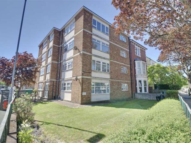 Flat for sale in Fratton, City Of Portsmouth
