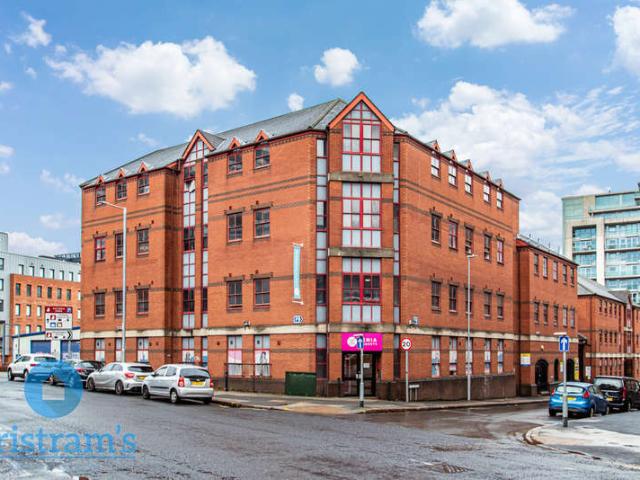 Flat for sale in St Ann's, Haddon