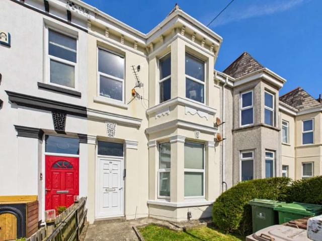 Flat for sale in Mount Wise
